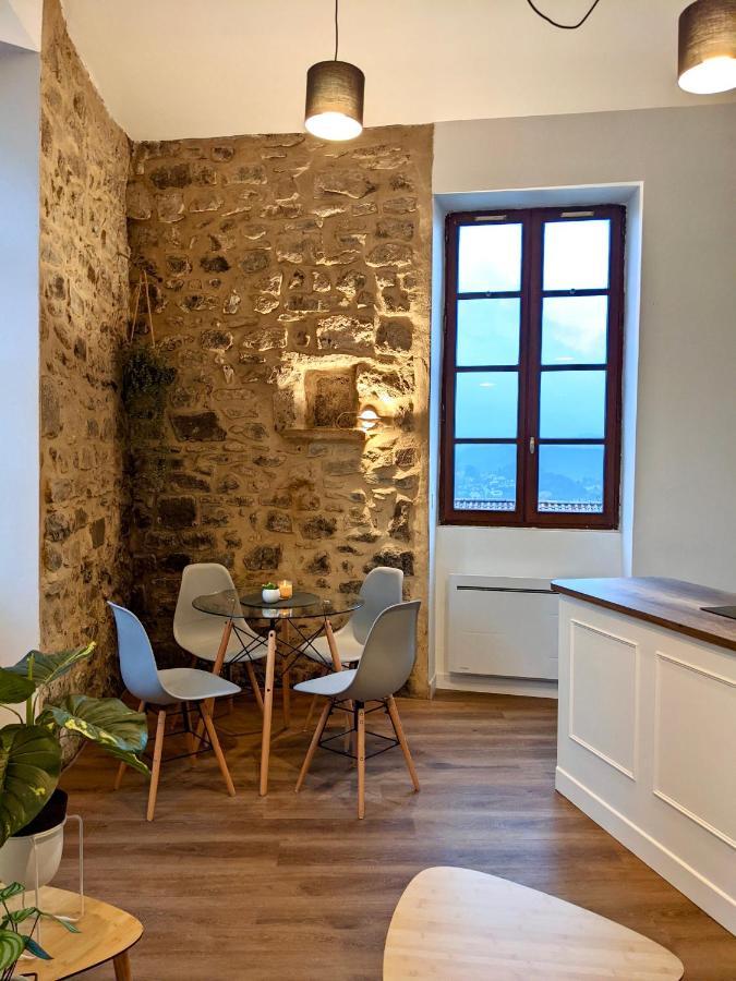 Joli appartement de charme rénové en centre ville Aubenas Exterior foto